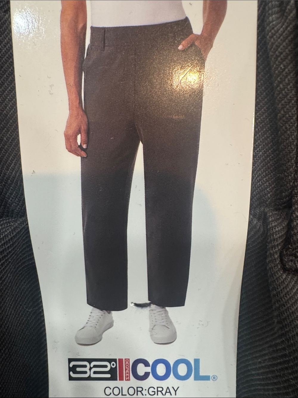 32° Cool Men’s Gray Chino Pants